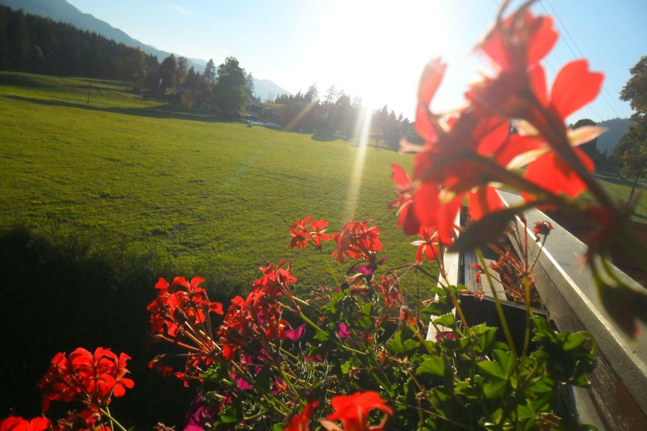 Haus Ferienglueck Apartment Ramsau am Dachstein Luaran gambar